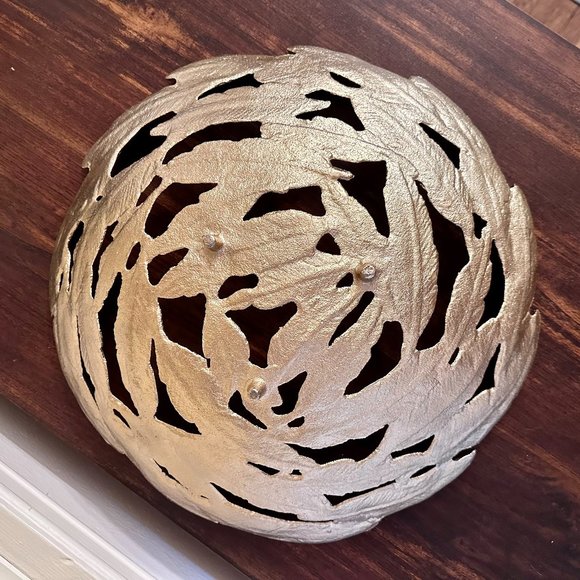 Gorgeous Gold Metal Feather Motif Centerpiece-Bowl - Picture 2 of 16